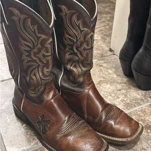 Tony Lama Boots